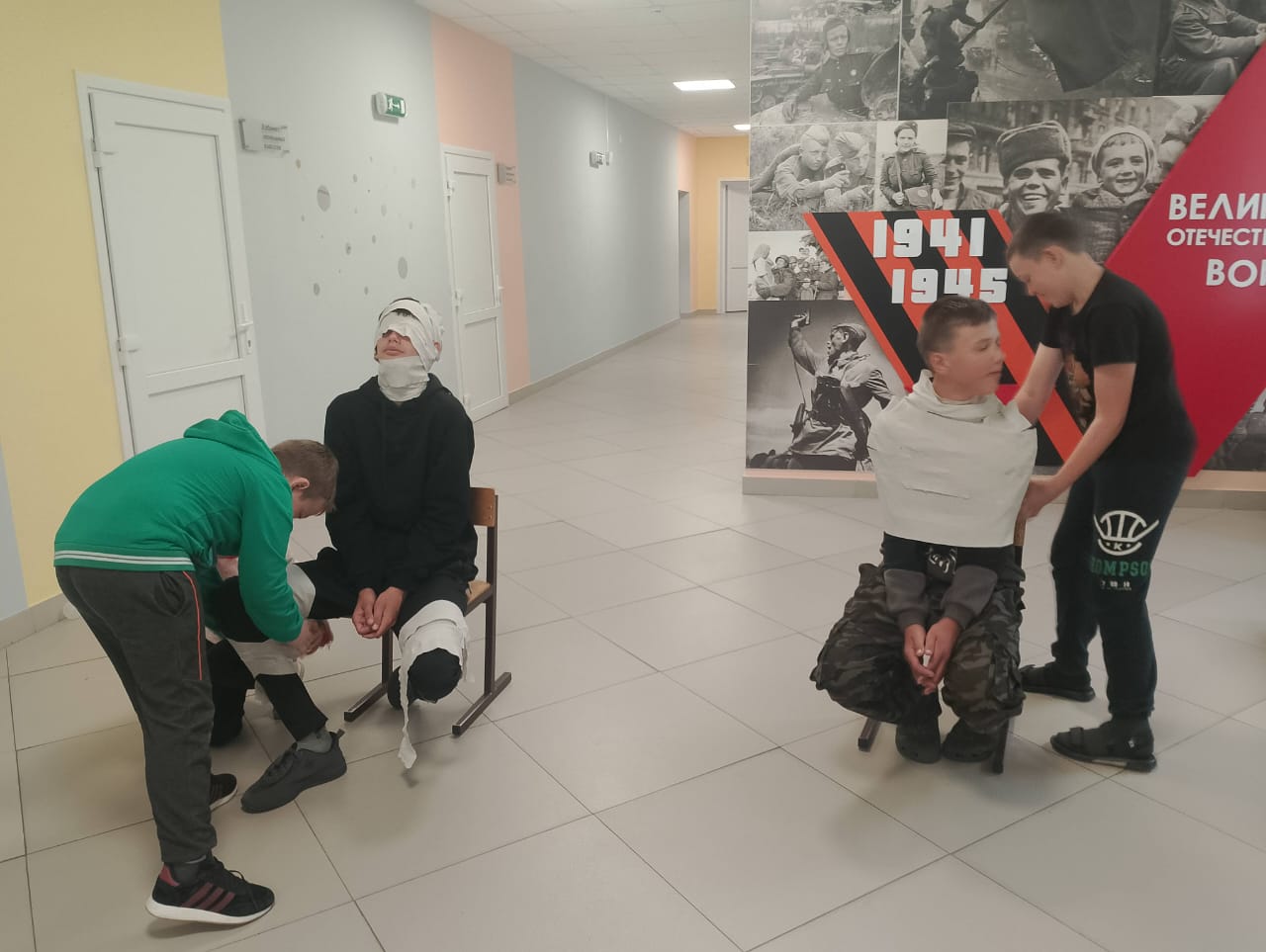«Поклонимся Великим тем годам».